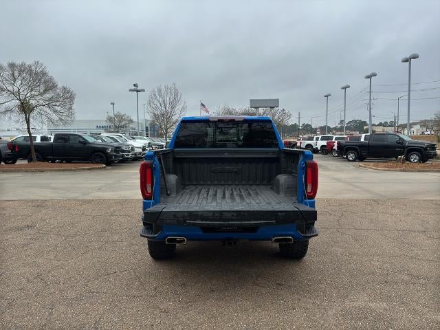 2022 GMC Sierra 1500 Crew Cab Short Box 4-Wheel Drive AT4