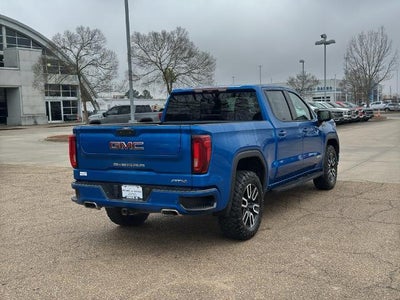 2022 GMC Sierra 1500 Crew Cab Short Box 4-Wheel Drive AT4