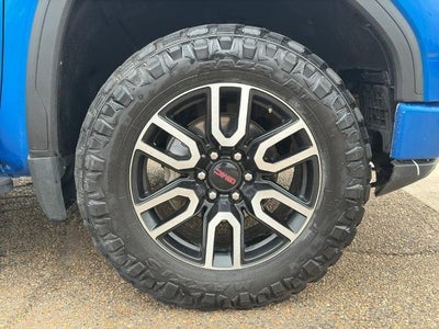 2022 GMC Sierra 1500 Crew Cab Short Box 4-Wheel Drive AT4