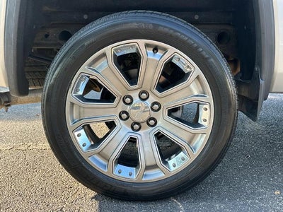 2018 GMC Sierra 1500 Crew Cab Short Box 4-Wheel Drive Denali