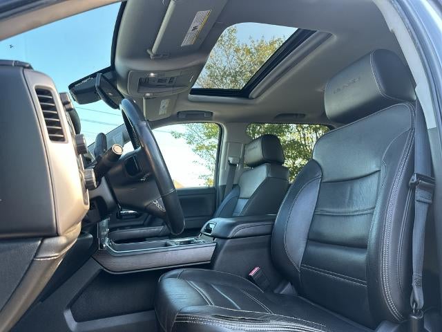 2018 GMC Sierra 1500 Crew Cab Short Box 4-Wheel Drive Denali