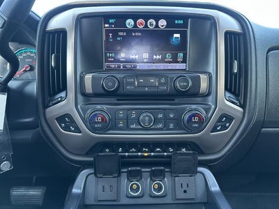 2018 GMC Sierra 1500 Crew Cab Short Box 4-Wheel Drive Denali