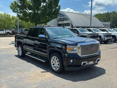 2015 GMC Sierra 1500 Crew Cab Short Box 4-Wheel Drive Denali