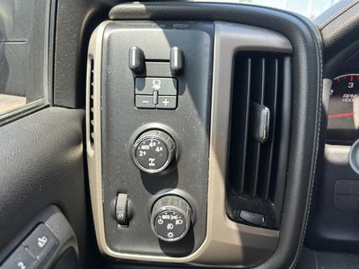 2015 GMC Sierra 1500 Crew Cab Short Box 4-Wheel Drive Denali