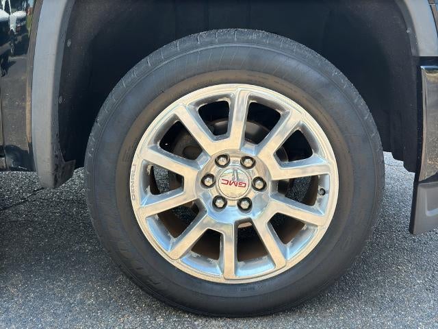 2015 GMC Sierra 1500 Crew Cab Short Box 4-Wheel Drive Denali