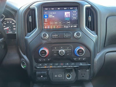 2021 GMC Sierra 1500 Crew Cab Short Box 4-Wheel Drive AT4