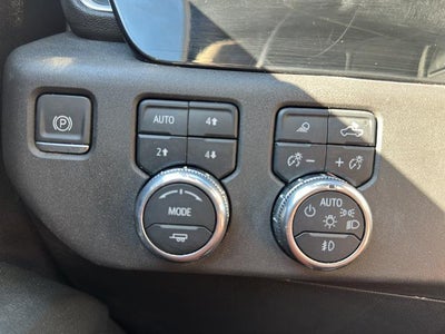 2024 GMC Sierra 1500 Crew Cab Short Box 4-Wheel Drive SLT