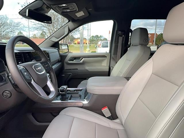 2023 GMC Sierra 1500 Crew Cab Short Box 4-Wheel Drive SLT