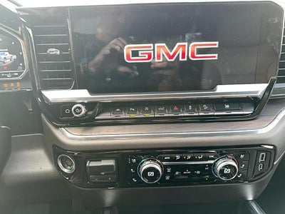 2023 GMC Sierra 1500 Crew Cab Short Box 4-Wheel Drive SLT