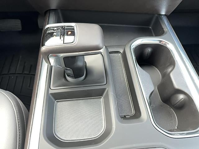 2023 GMC Sierra 1500 Crew Cab Short Box 4-Wheel Drive SLT