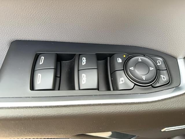 2023 GMC Sierra 1500 Crew Cab Short Box 4-Wheel Drive SLT