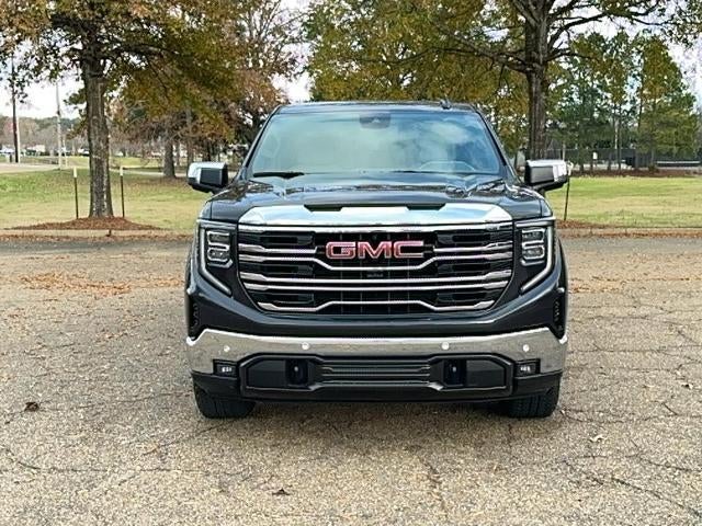 2023 GMC Sierra 1500 Crew Cab Short Box 4-Wheel Drive SLT