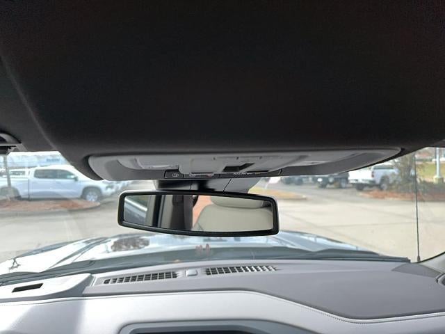 2023 GMC Sierra 1500 Crew Cab Short Box 4-Wheel Drive SLT