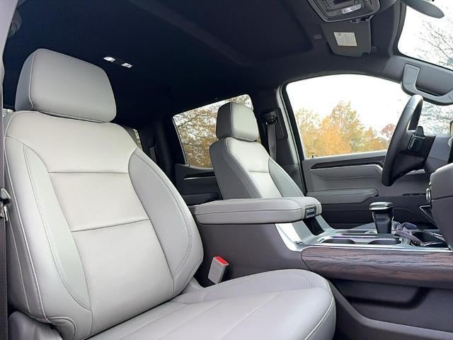 2023 GMC Sierra 1500 Crew Cab Short Box 4-Wheel Drive SLT