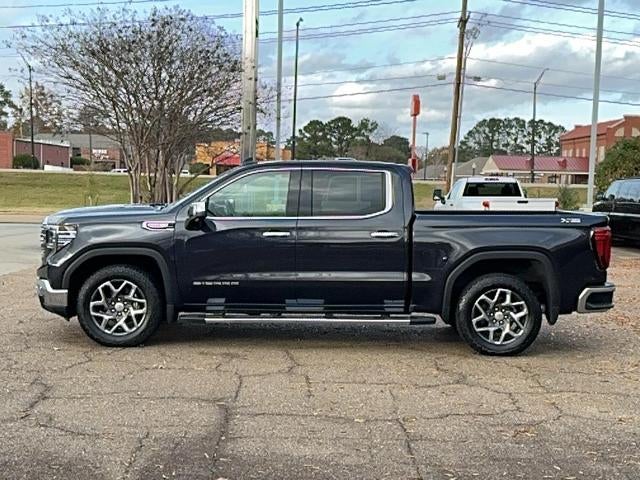 2023 GMC Sierra 1500 Crew Cab Short Box 4-Wheel Drive SLT