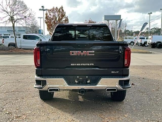 2023 GMC Sierra 1500 Crew Cab Short Box 4-Wheel Drive SLT