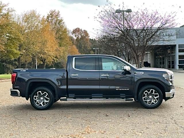 2023 GMC Sierra 1500 Crew Cab Short Box 4-Wheel Drive SLT