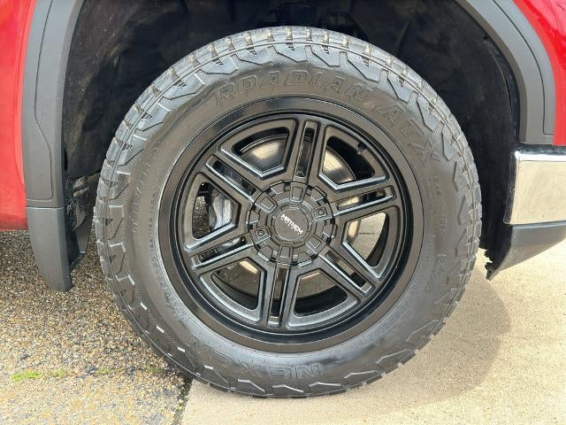 2023 GMC Sierra 1500 Crew Cab Short Box 4-Wheel Drive SLT