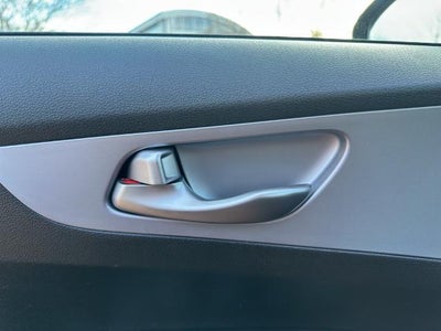 2024 Kia Forte LXS IVT