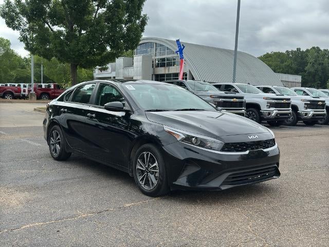 2024 Kia Forte LXS IVT