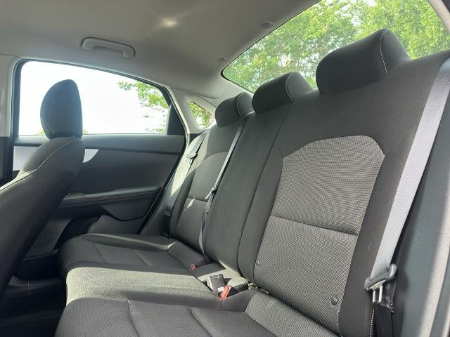 2024 Kia Forte LXS IVT