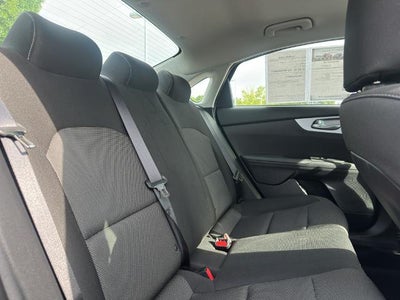 2024 Kia Forte LXS IVT