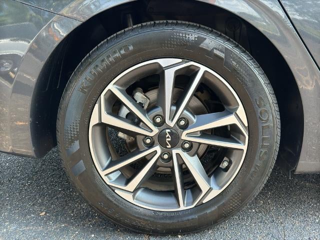2022 Kia Forte LXS IVT