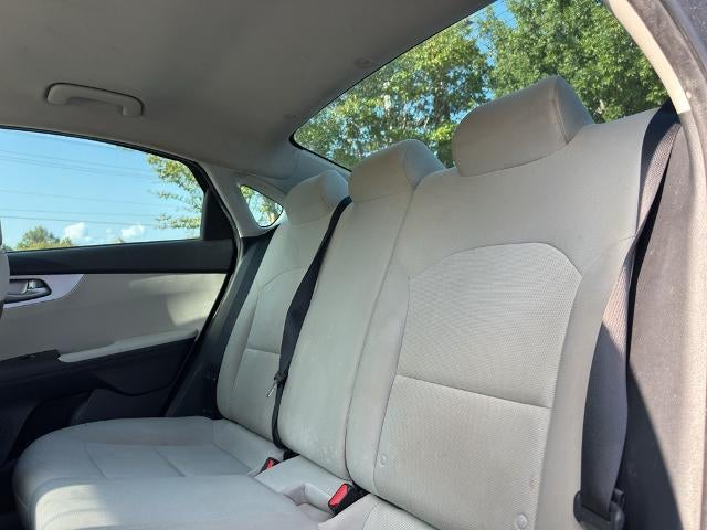 2022 Kia Forte LXS IVT