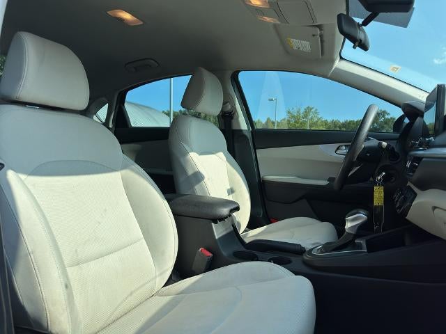 2022 Kia Forte LXS IVT
