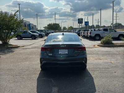 2022 Kia Forte LXS IVT
