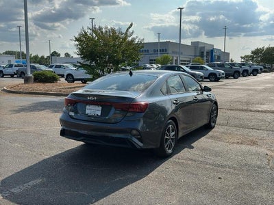 2022 Kia Forte LXS IVT