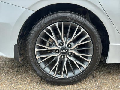 2023 Kia Forte GT-Line IVT