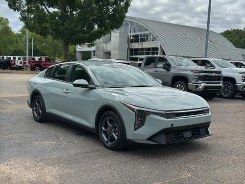 2025 Kia K4 LXS FWD