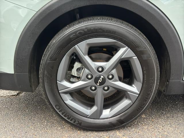 2025 Kia K4 LXS FWD