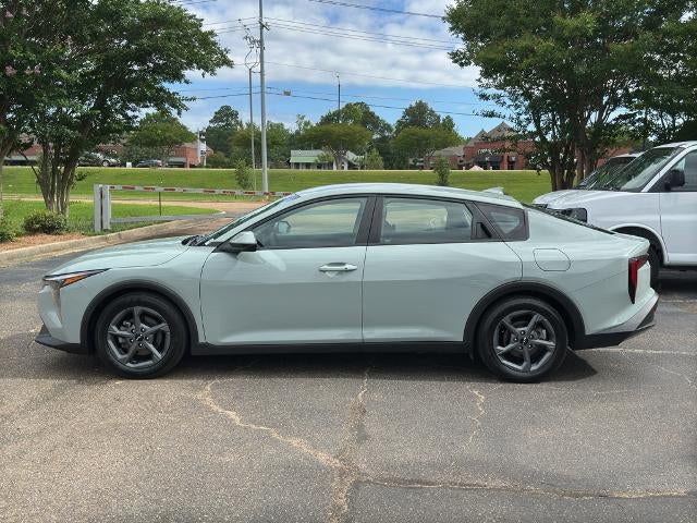 2025 Kia K4 LXS FWD