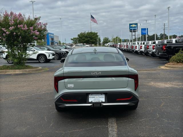 2025 Kia K4 LXS FWD