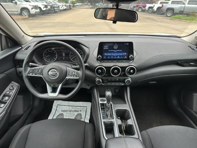 2023 Nissan Sentra SV CVT