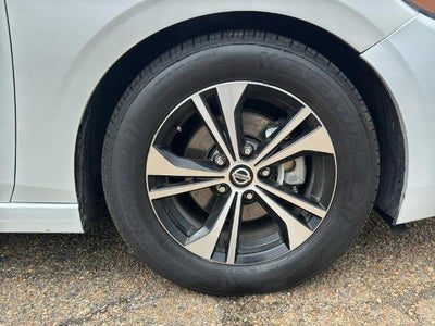 2023 Nissan Sentra SV CVT
