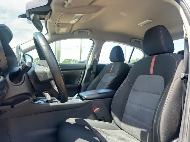 2025 Nissan Sentra SR CVT