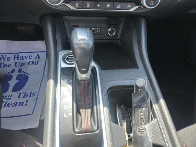 2025 Nissan Sentra SR CVT