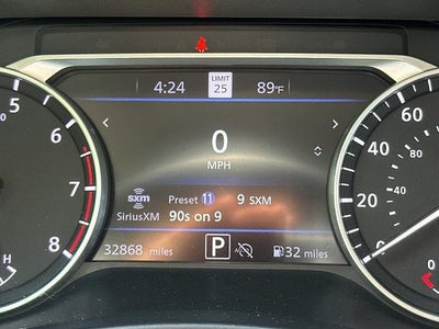 2025 Nissan Sentra SR CVT