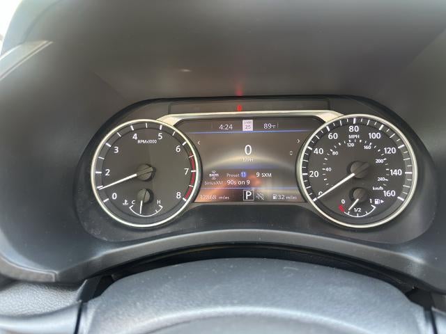 2025 Nissan Sentra SR CVT