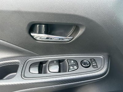 2025 Nissan Versa SV CVT