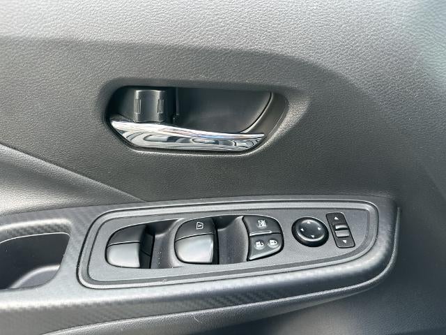 2025 Nissan Versa SV CVT