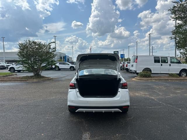2025 Nissan Versa SV CVT