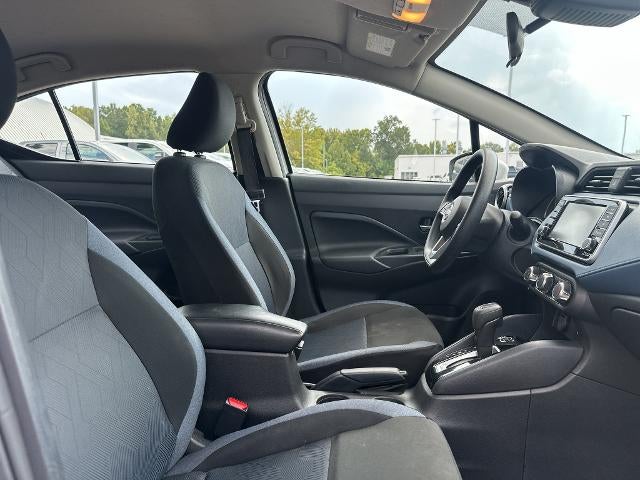 2025 Nissan Versa SV CVT