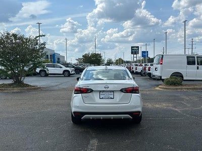 2025 Nissan Versa SV CVT