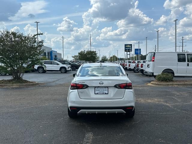 2025 Nissan Versa SV CVT