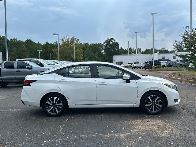 2025 Nissan Versa SV CVT