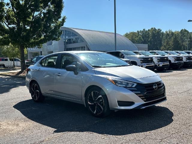 2023 Nissan Versa SR CVT